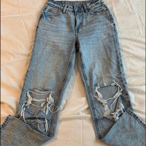 American Eagle mom jeans